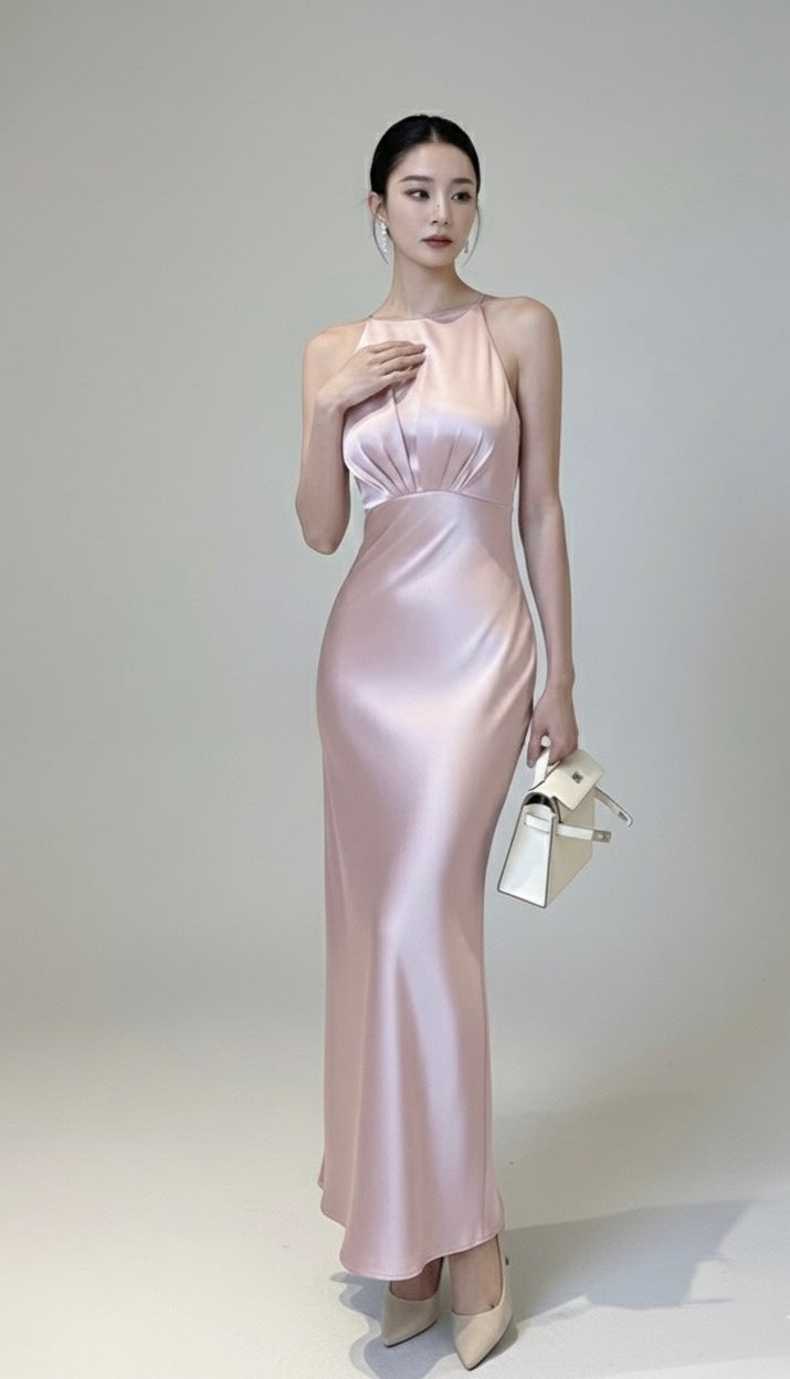 ホルターネック・マーメイドロングドレス