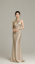 シャンパンホルターネックイブニングマーメイドドレス