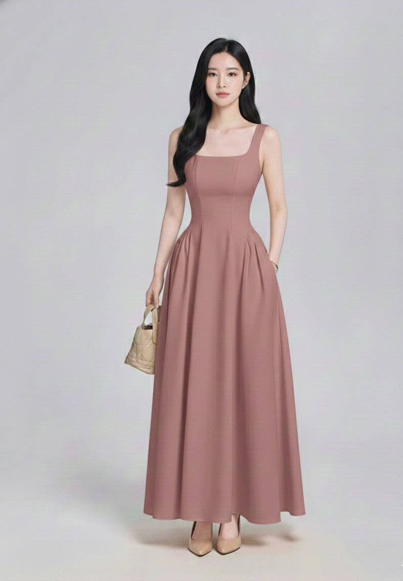 スクエアネック・フィット＆フレアワンピース